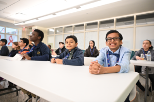 Estudiante de Jersey City gana el Concurso de Ortografía del Condado de Hudson por segundo año consecutivo