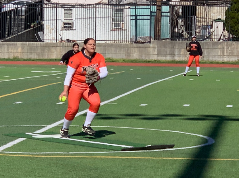 Memorial HS Softball Pitcher Sets Career Strikeout Record