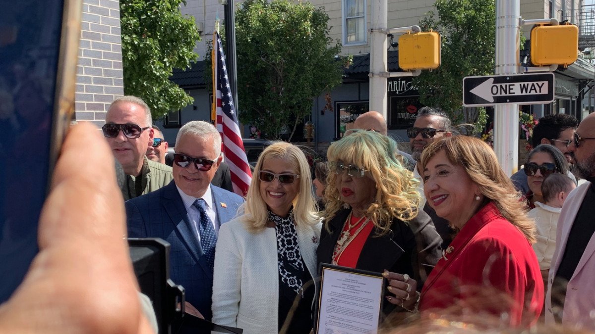 Union City Dedicates 2 Streets To Dominican Music Legends