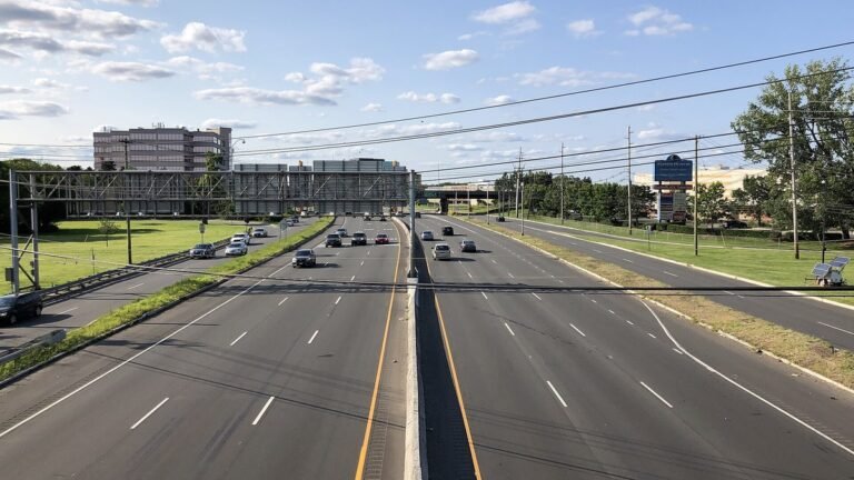 Route 3 westbound traffic seen from the Paterson Plank Road overpass in Secaucus, New Jersey